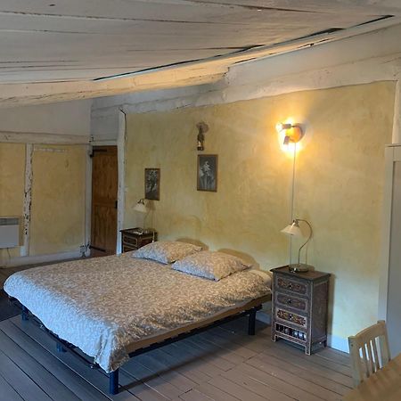 Chambres Et Table D'Hotes Au Brabo 모르무아롱 외부 사진